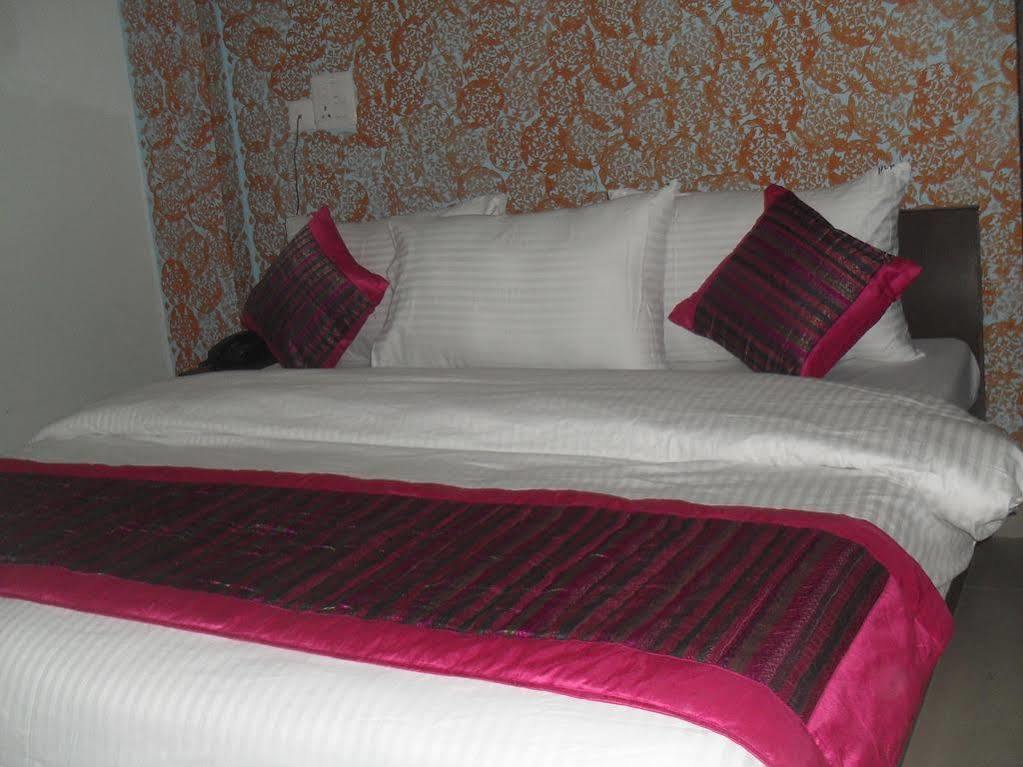 Hotel Le Princess @ Airport New Delhi Eksteriør billede
