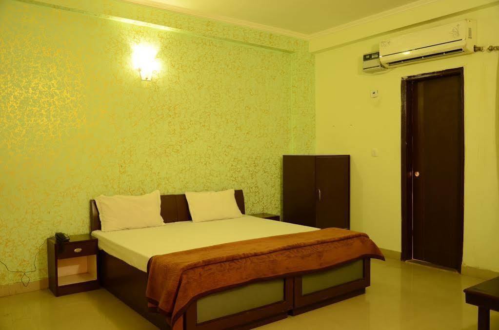 Hotel Le Princess @ Airport New Delhi Eksteriør billede